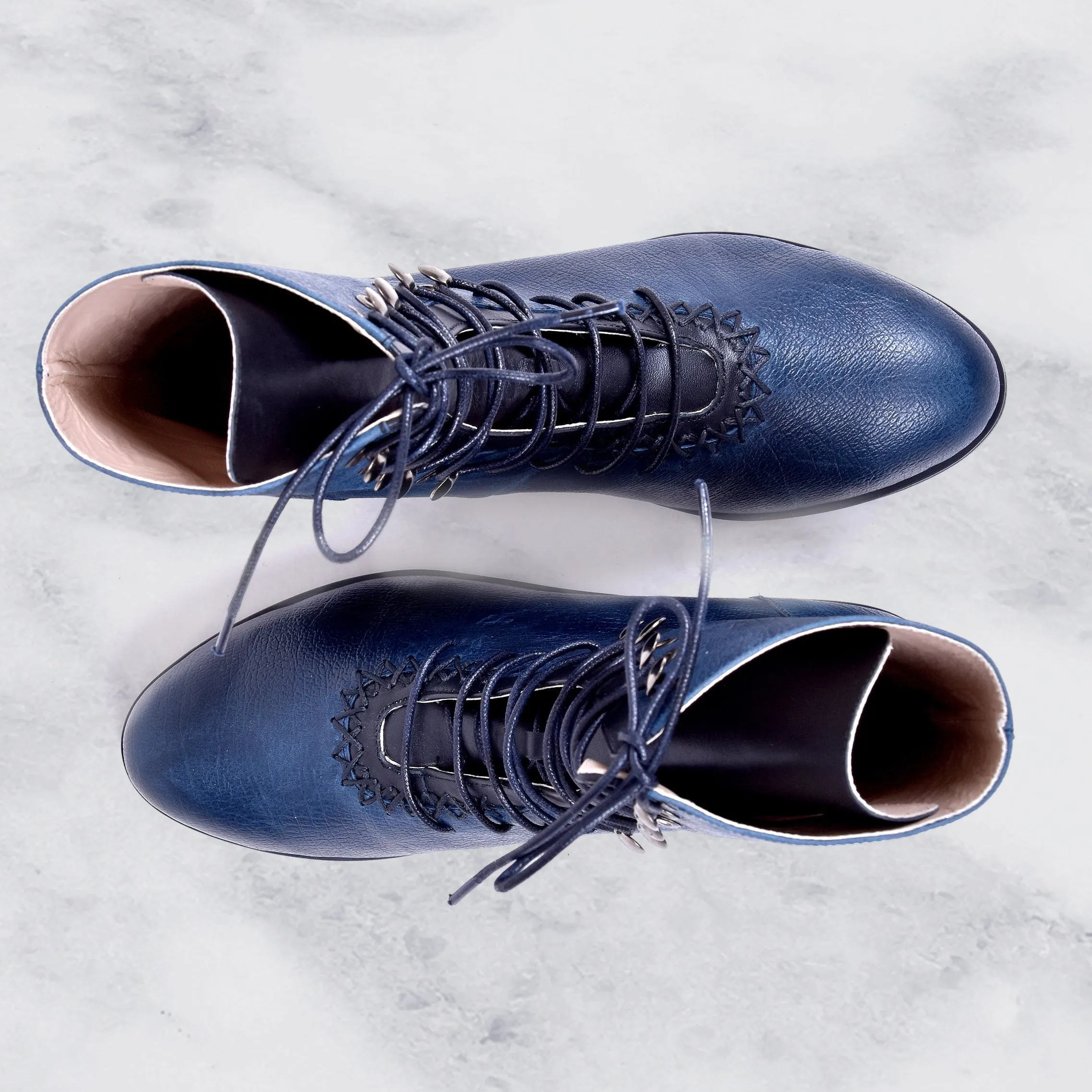 Rehan Calf Boot | Navy Blue & Black Calfskin Leather