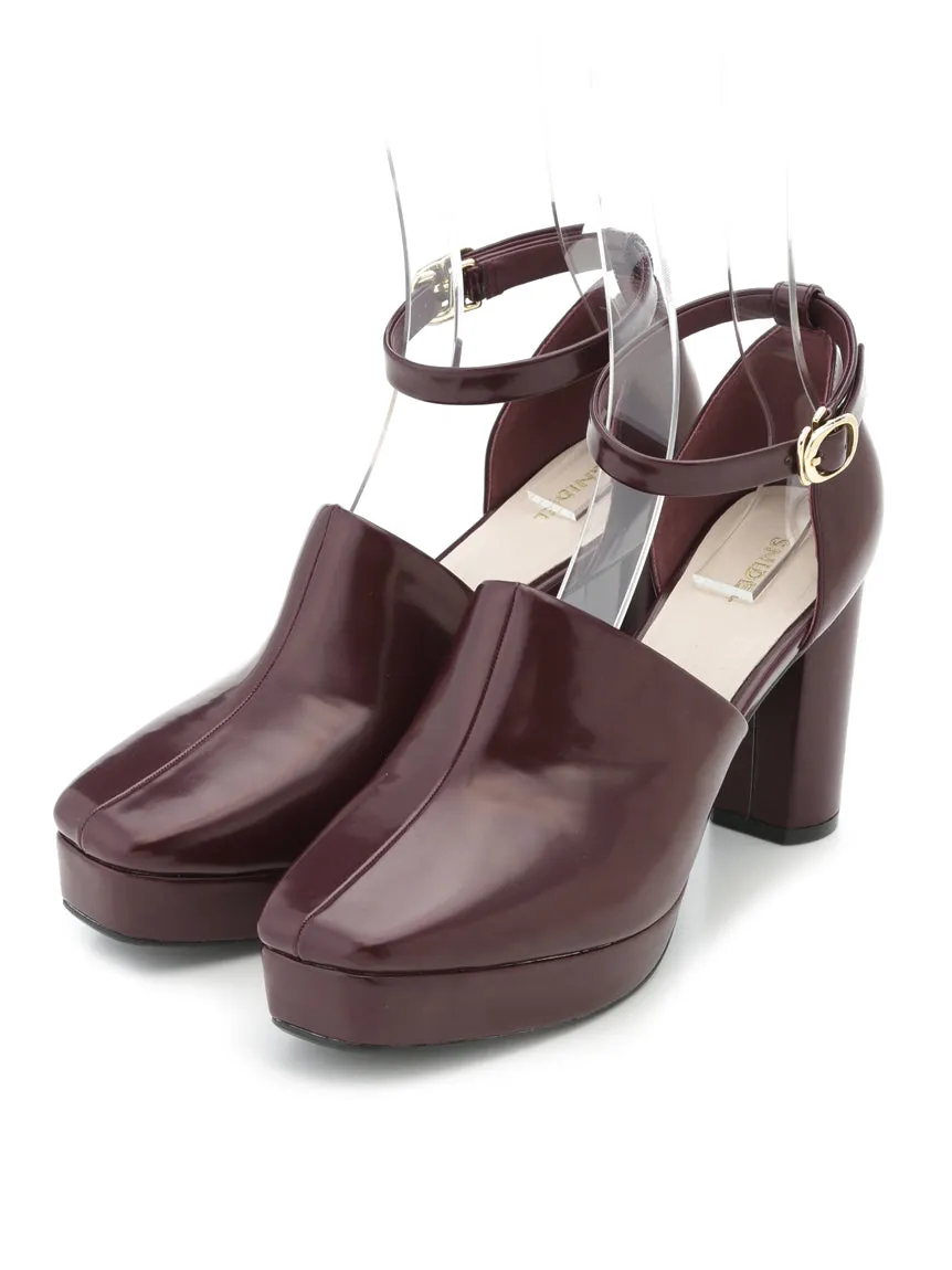 Round Closed Toe Ankle Strap Chunky High Heel Sandals