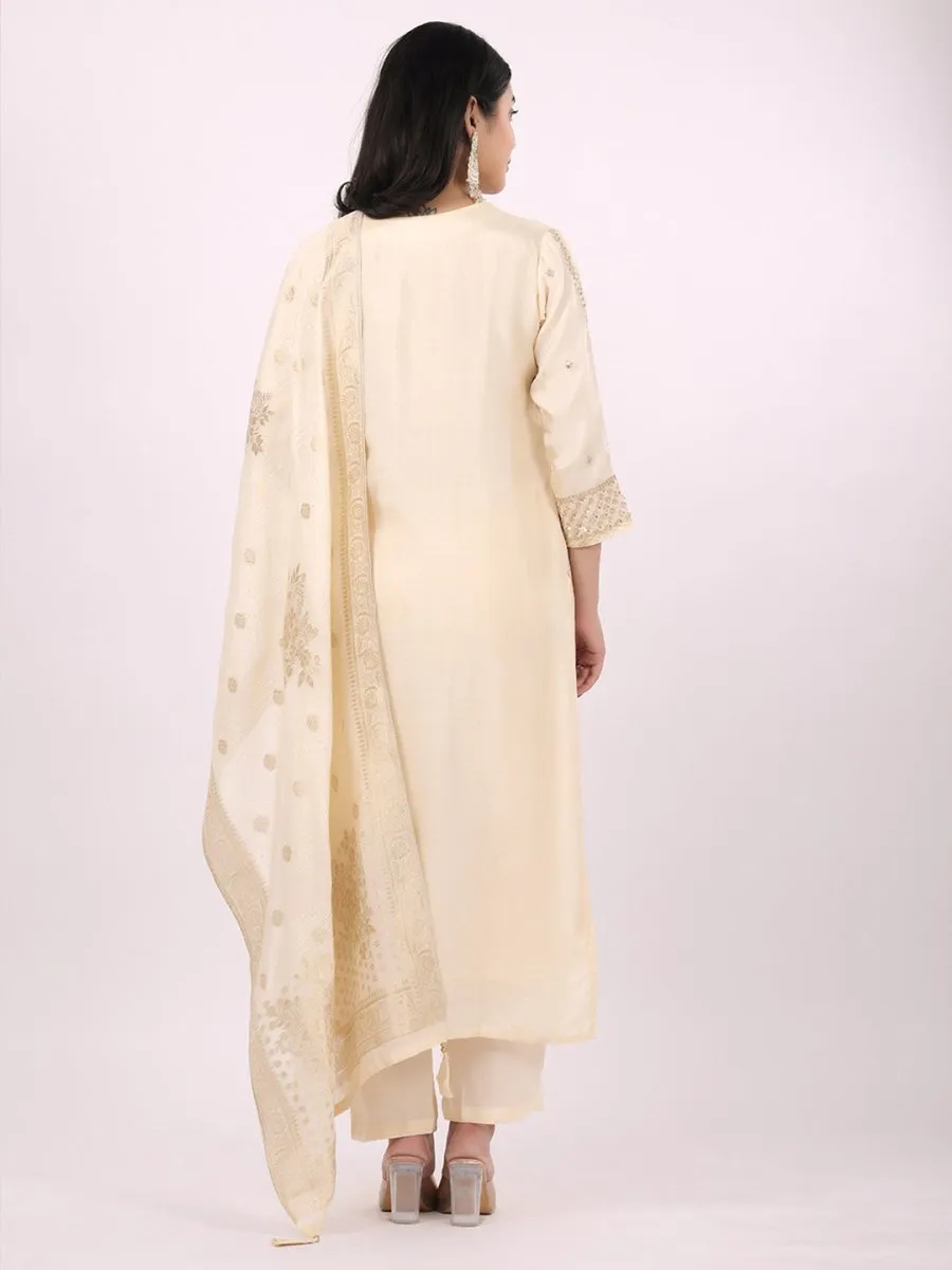 Satrangi Women's Off White Viscose Silk Embroidered Kurta Set with V Neck and Three Fourth Sleeves