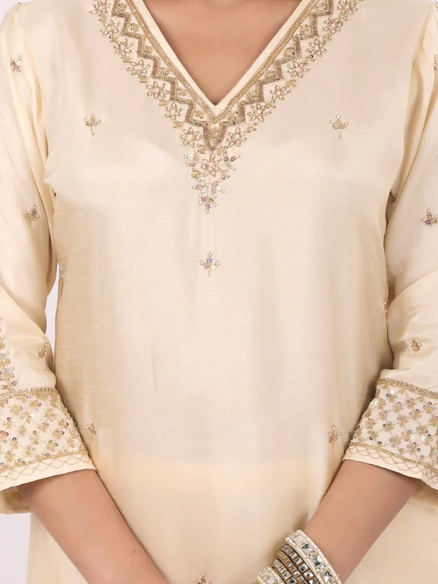 Satrangi Women's Off White Viscose Silk Embroidered Kurta Set with V Neck and Three Fourth Sleeves