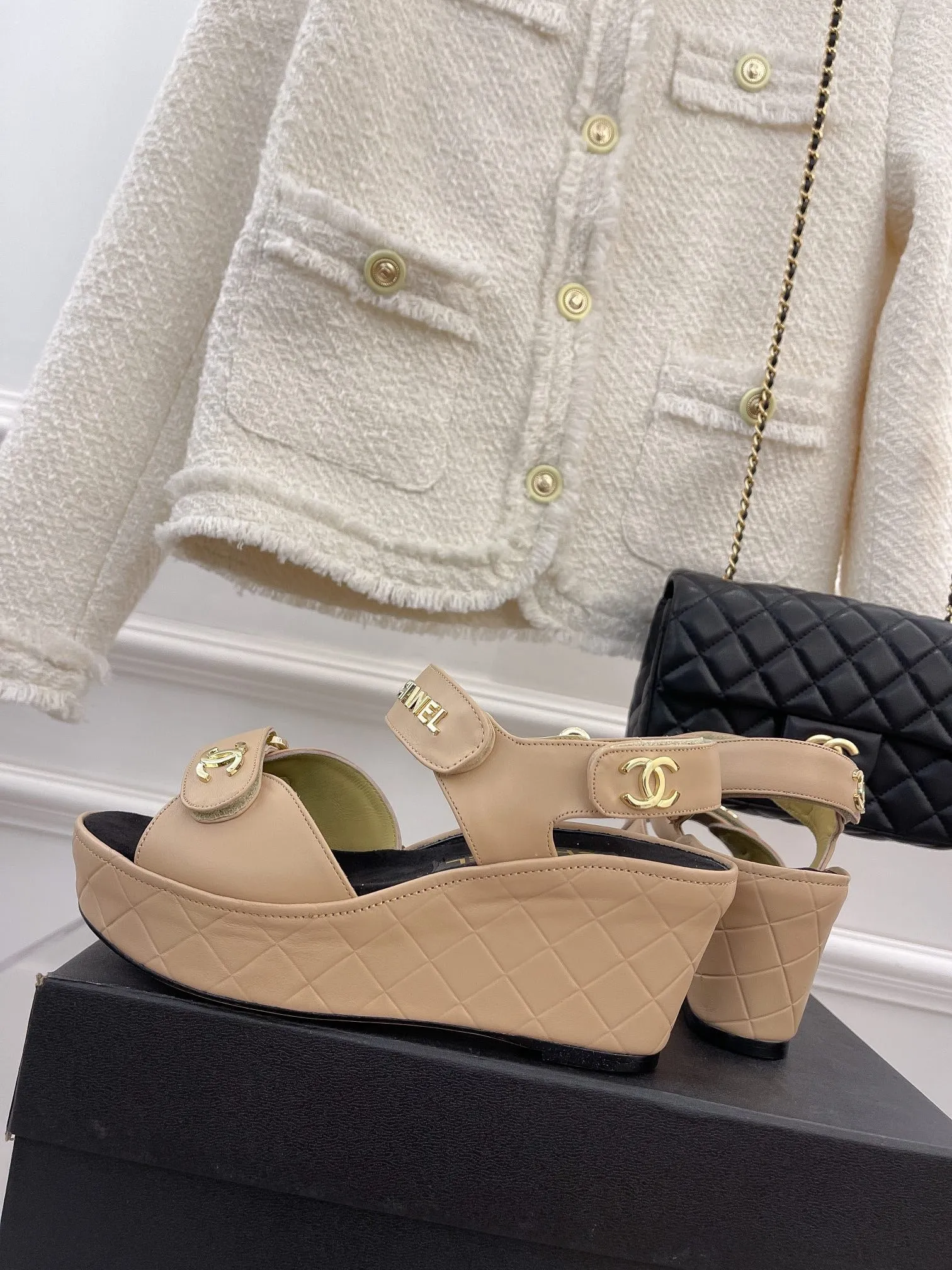 SE835 CC Sandals / Size5-9