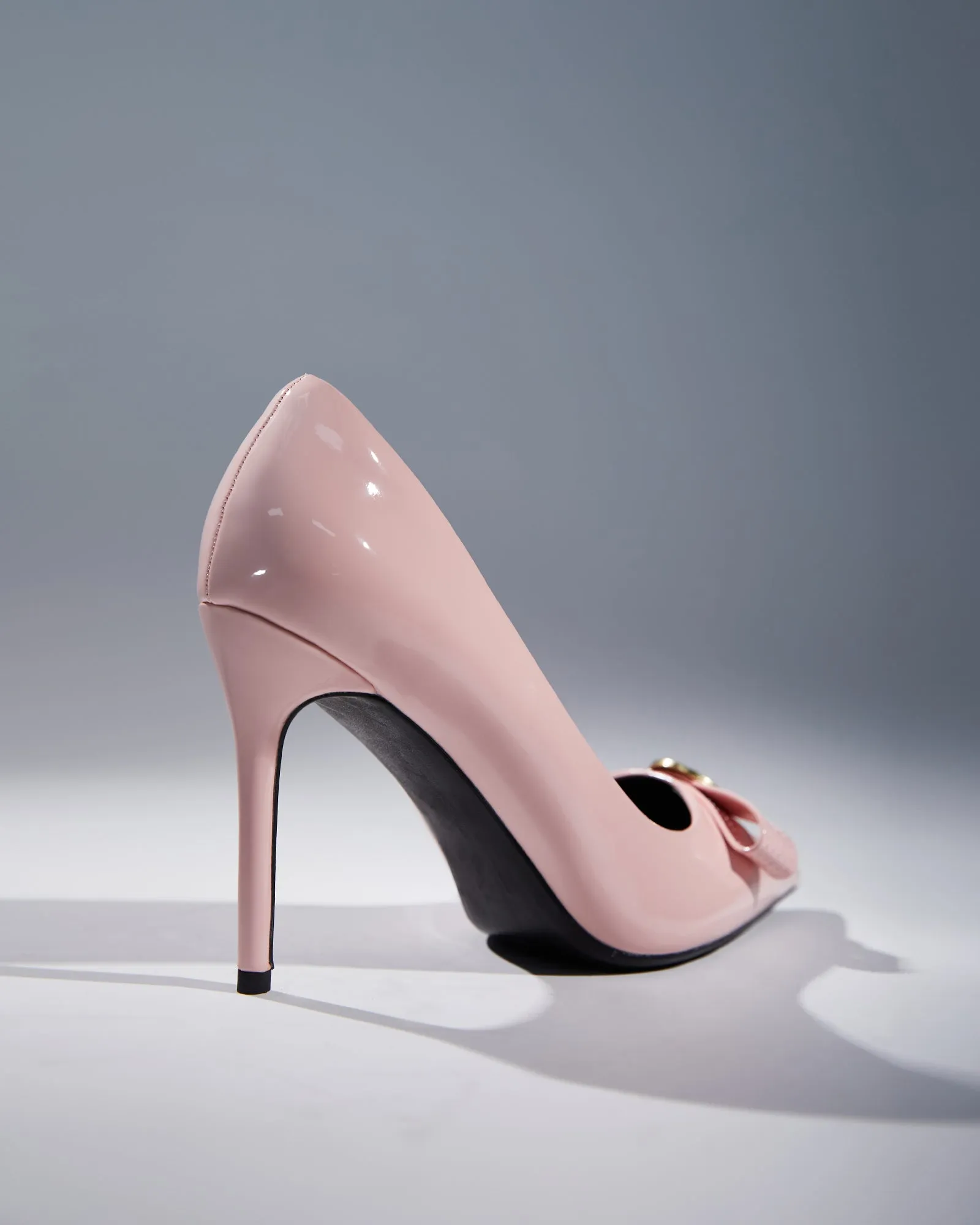Seia Buckle Bow Pumps In Pink