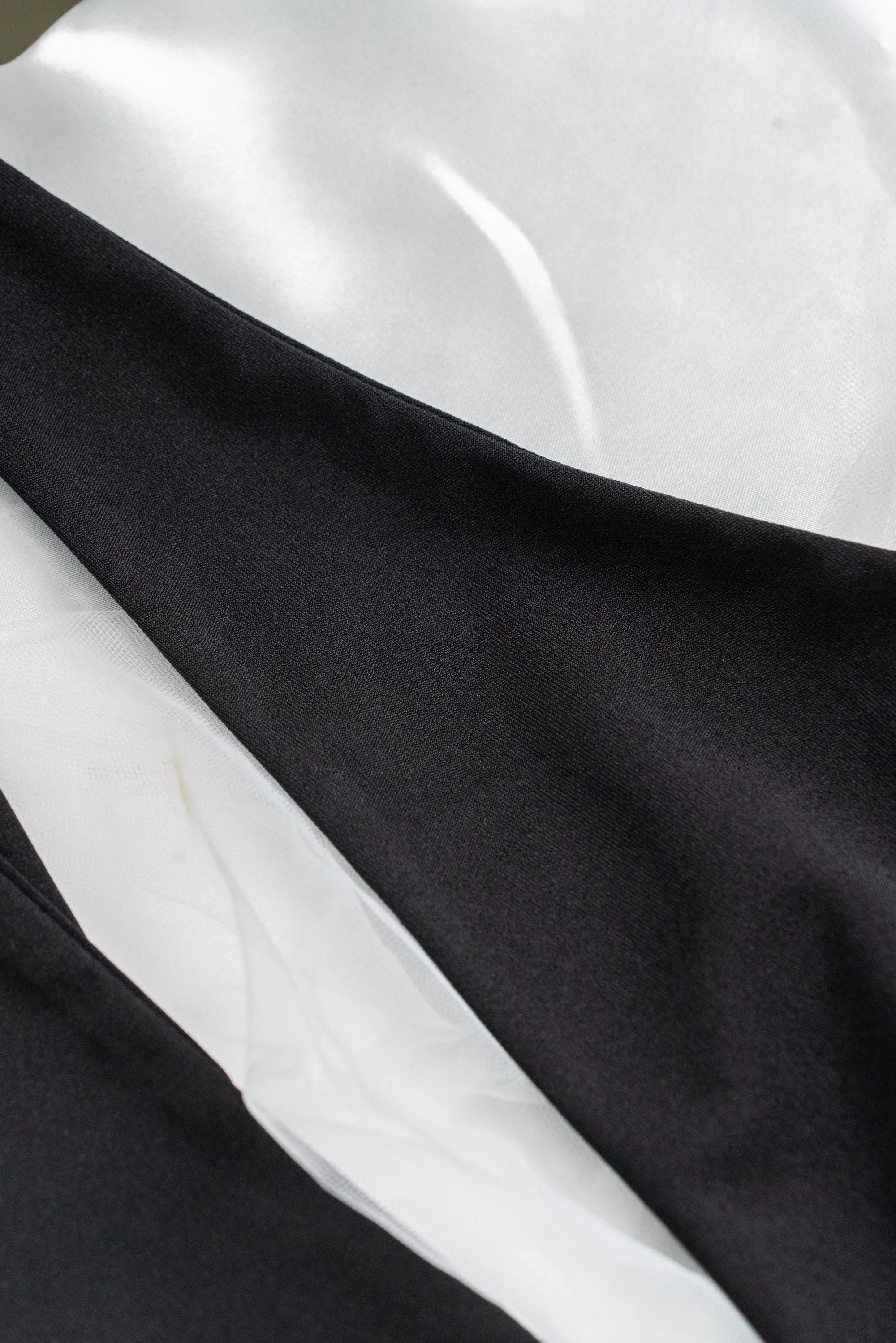 Sexy Black Cut Out Halter Neck Silver Edge Maxi Dress