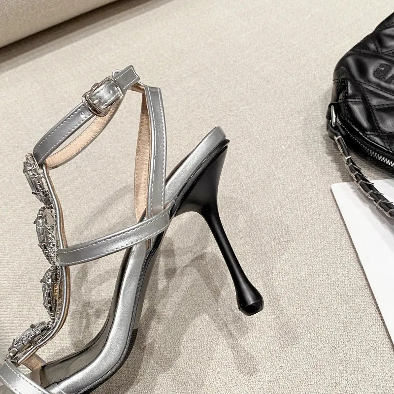 Sexy Versatile Retro Style Rhinestone High-heeled Sandals