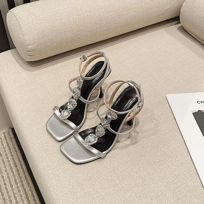Sexy Versatile Retro Style Rhinestone High-heeled Sandals