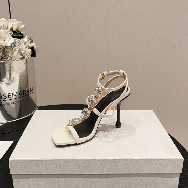 Sexy Versatile Retro Style Rhinestone High-heeled Sandals
