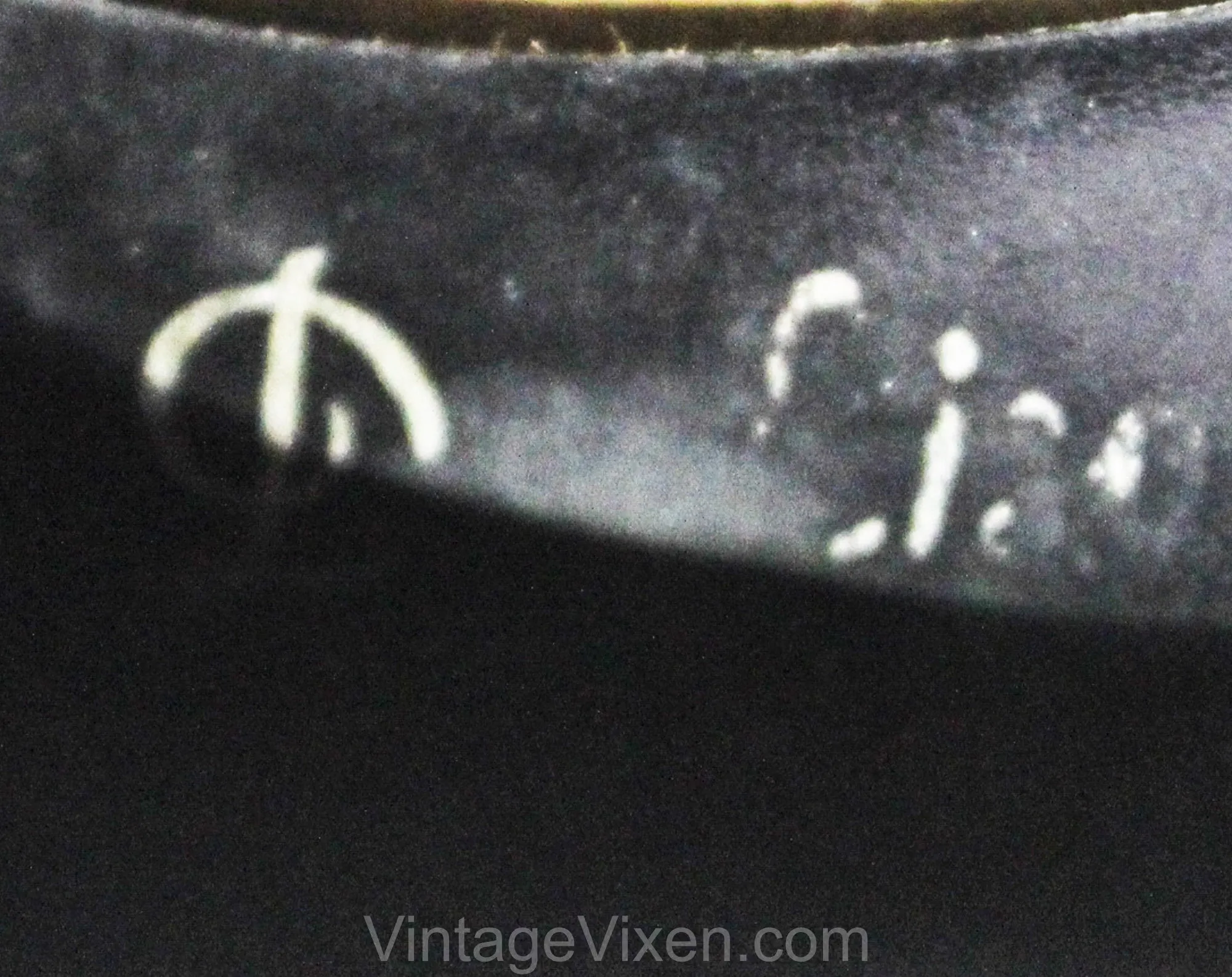Size 8 Titanic Style Shoes - 1900s 1910s Inspired Heels from the 1950s - Dove Gray Suede & Black Patent Leather Slingbacks - 8N Narrow