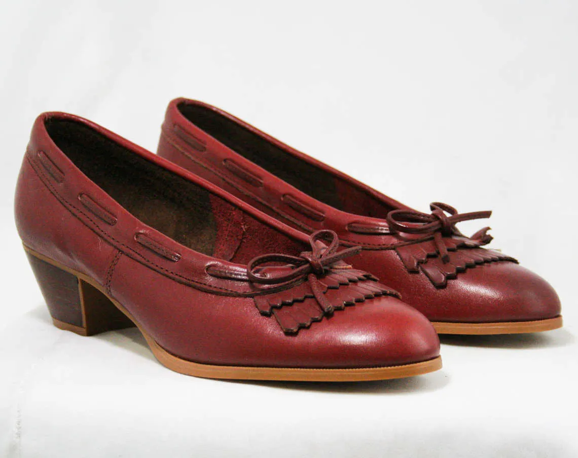 Size 8.5 M Leather Loafers by Dexter - High Quality - Preppy 1980s Fine Oxblood Brown Shoes - Preppie - Stacked Wood Heels - Deadstock