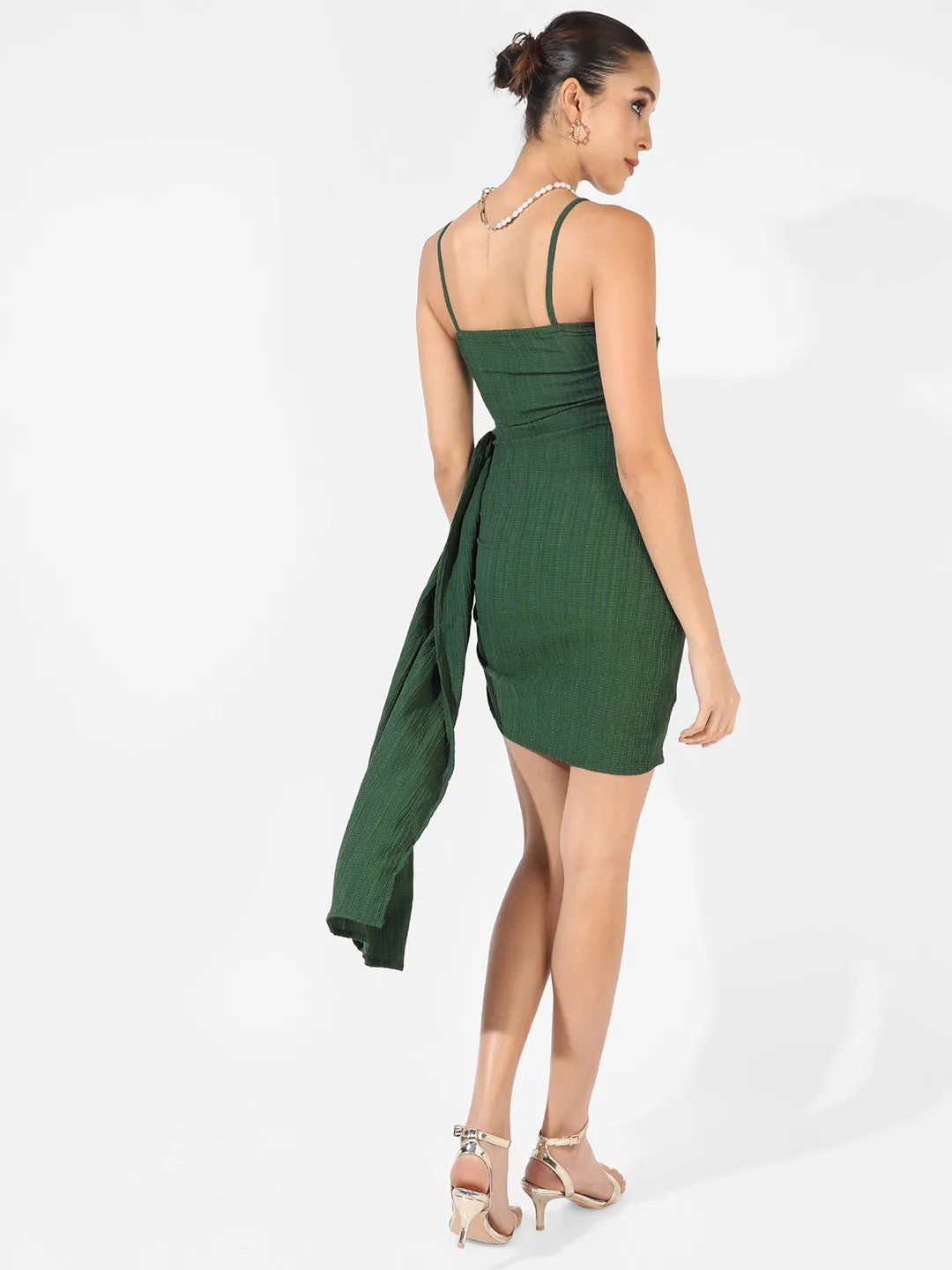 Solid Ruched Dress With Trail