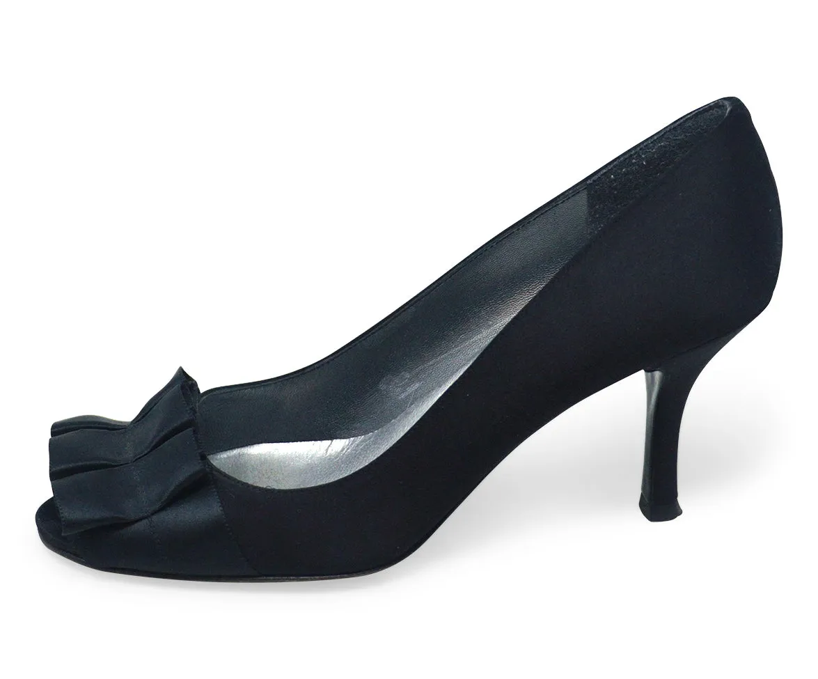 Stuart Weitzman Black Satin Ruffle Heels sz 8.5