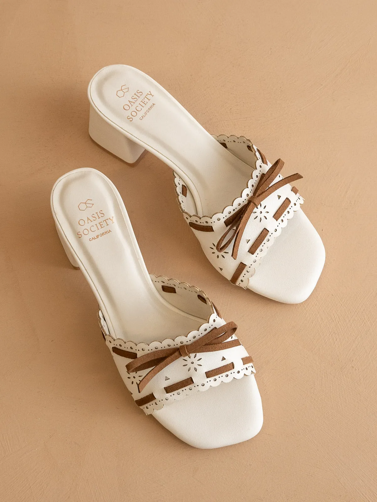 The Breda | White Sweet low heel sandal