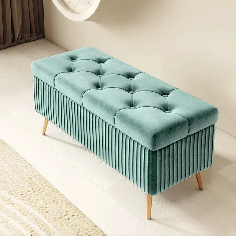 The Rock Throne – Velvet King of the Entryway