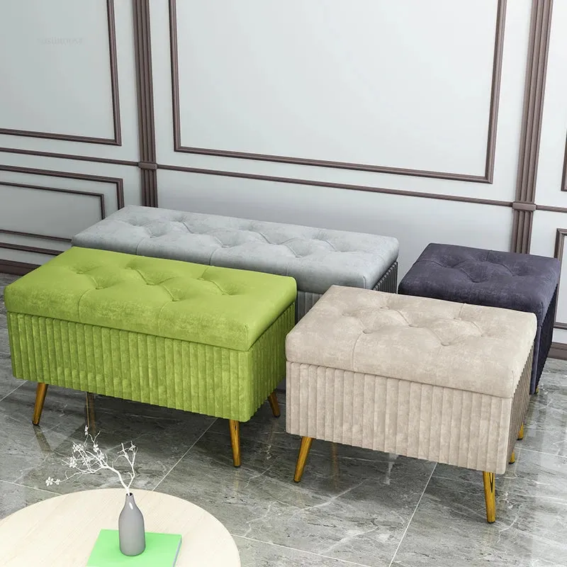 The Rock Throne – Velvet King of the Entryway