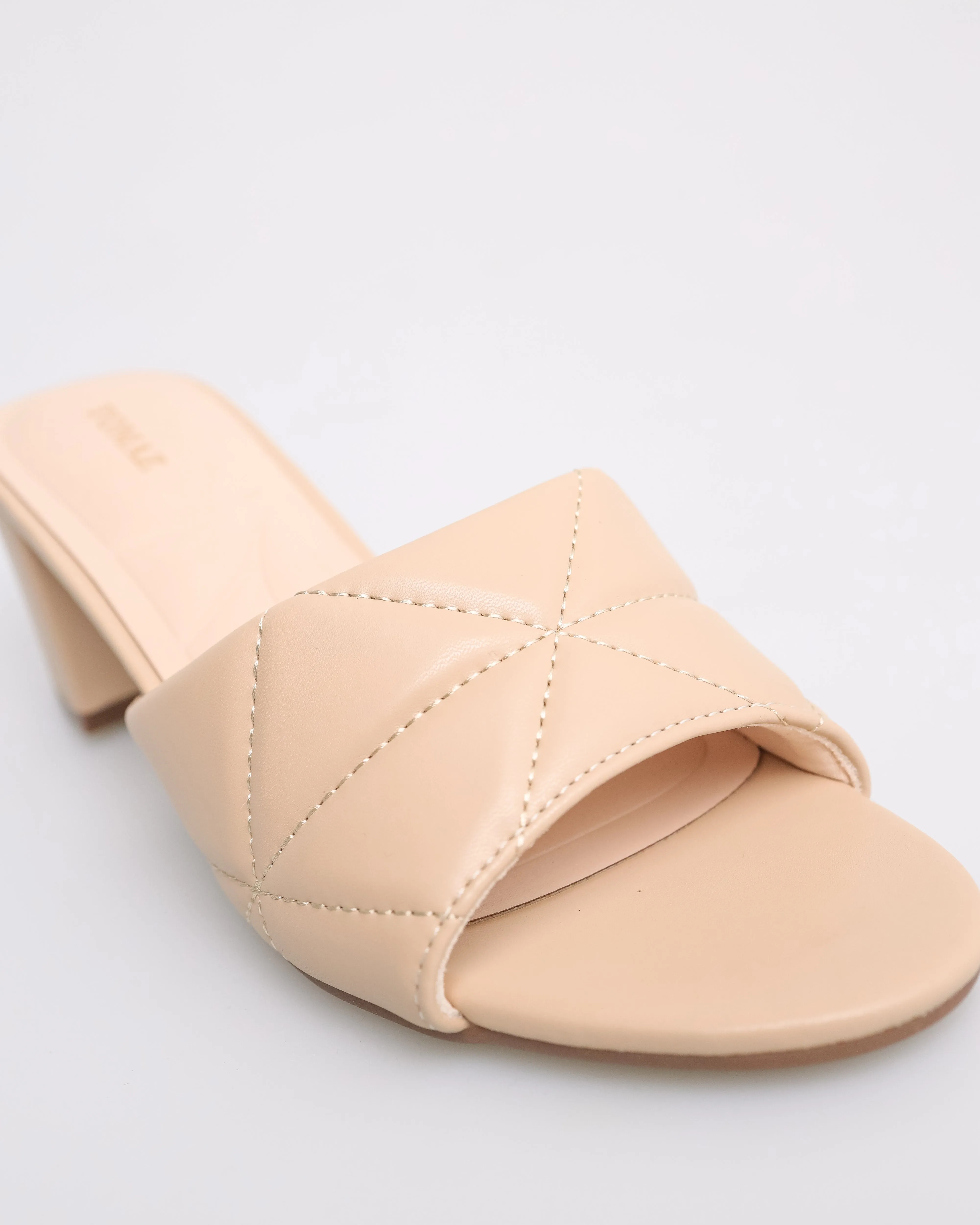 Tomaz NN210 Ladies Quilted Leather Block Heels
