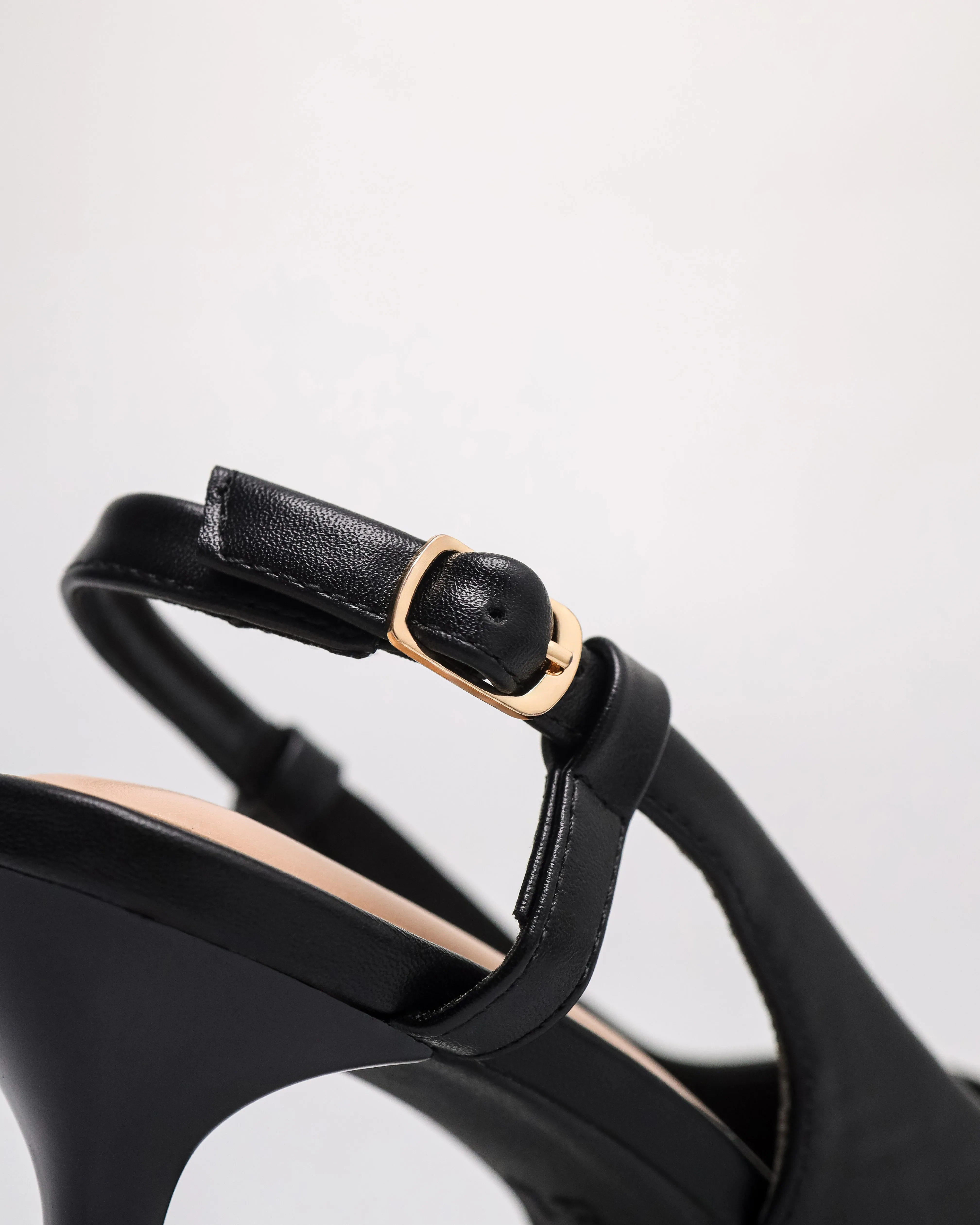 Tomaz NN535 Ladies Slingback Heels