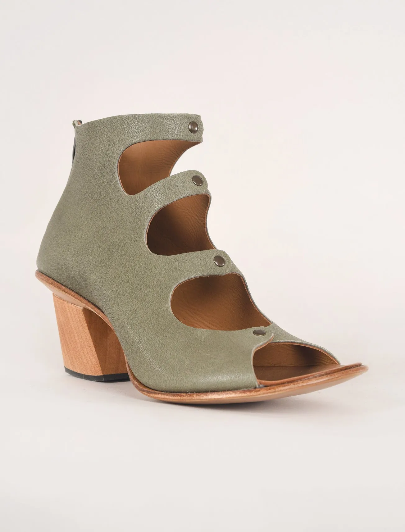 Unite Heel, Gray Green