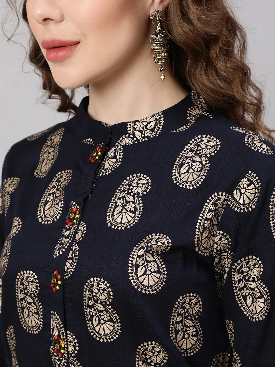 Women Navy Blue Rayon Slub Straight Kurta