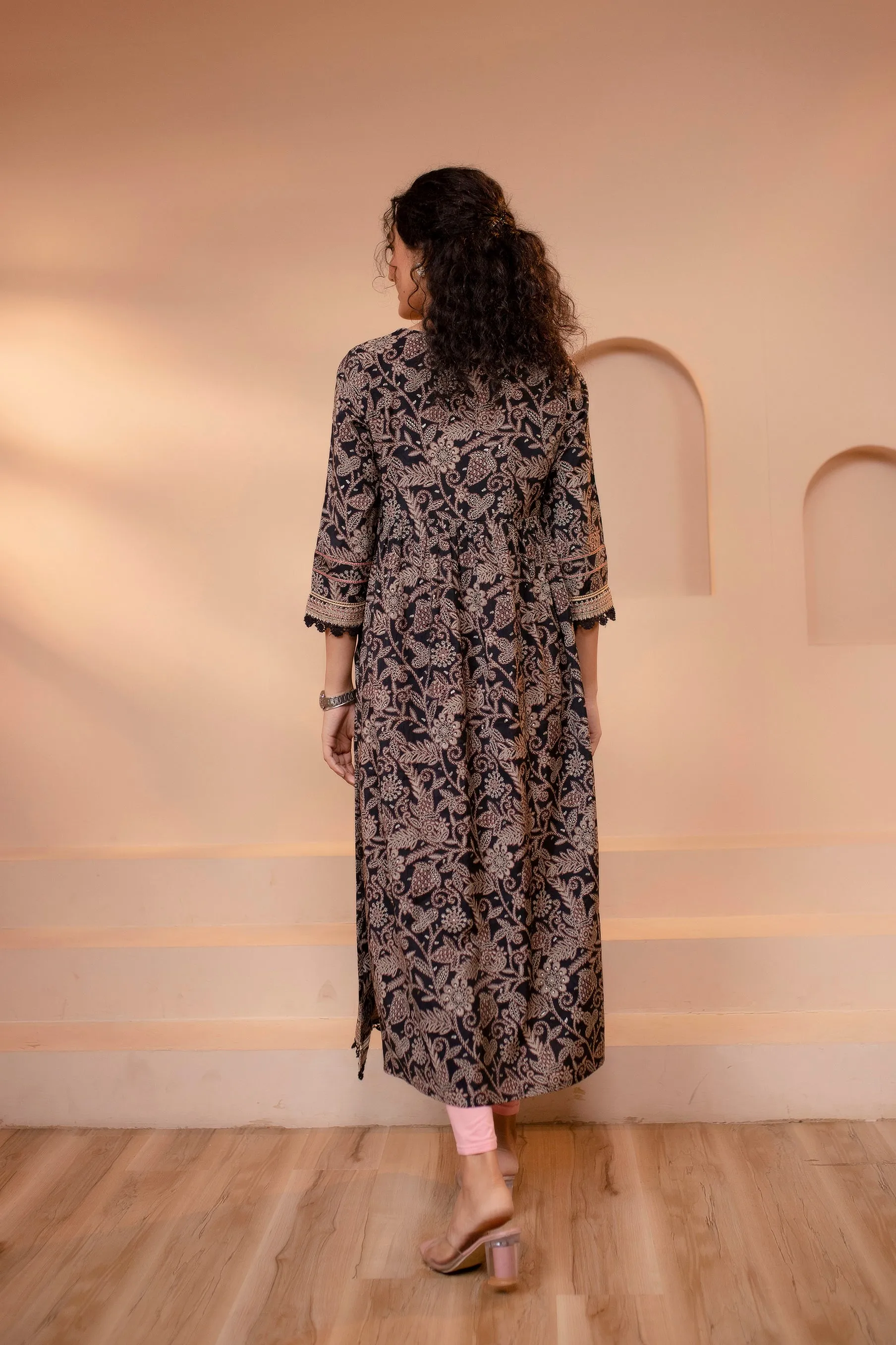 Women's Muslin Black Alia Cut A-line Kurta
