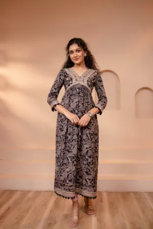 Women's Muslin Black Alia Cut A-line Kurta