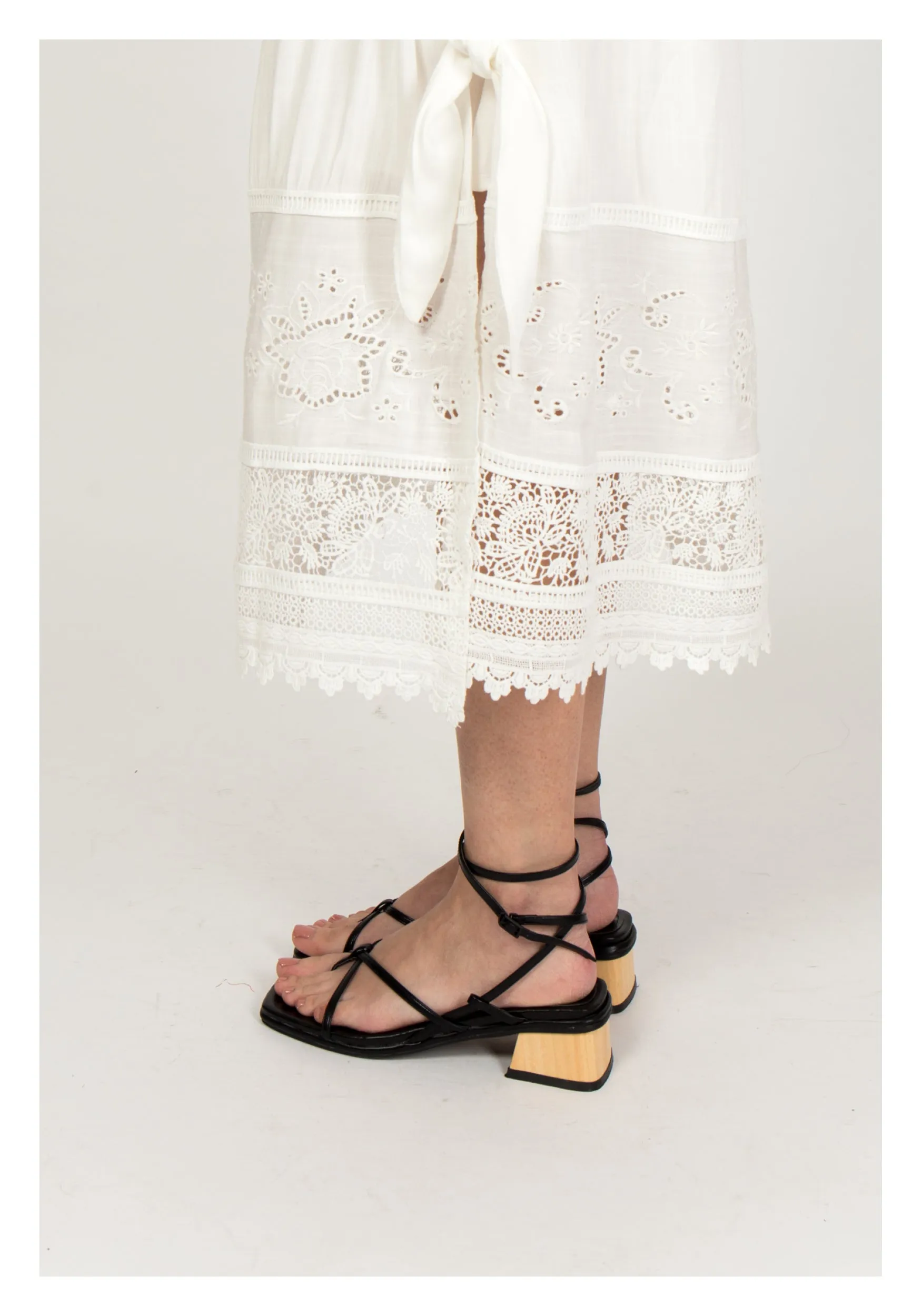 Wooden String Sandals Black
